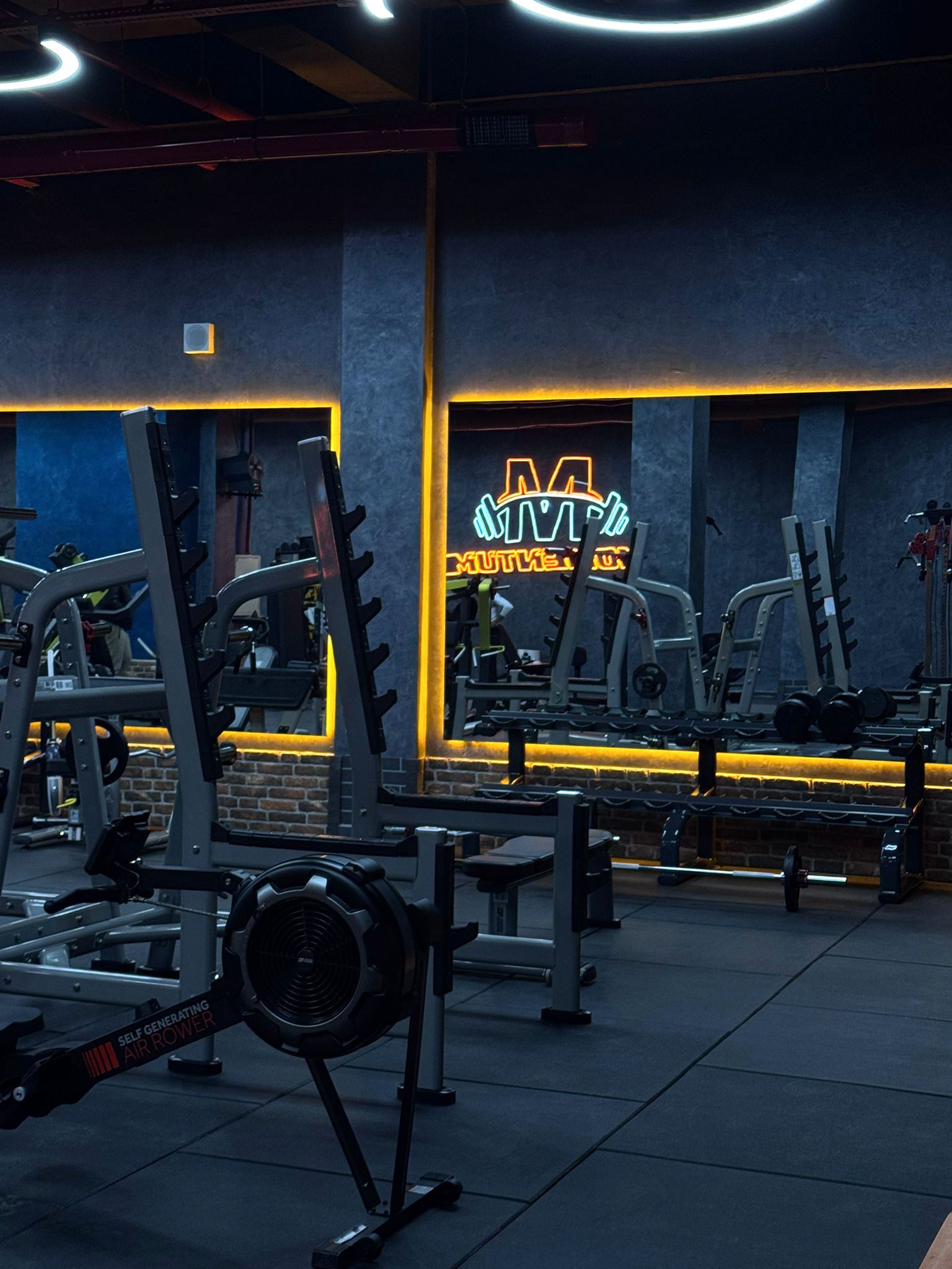 Momentum Fitness - Fonksiyonel Antrenman Alanı