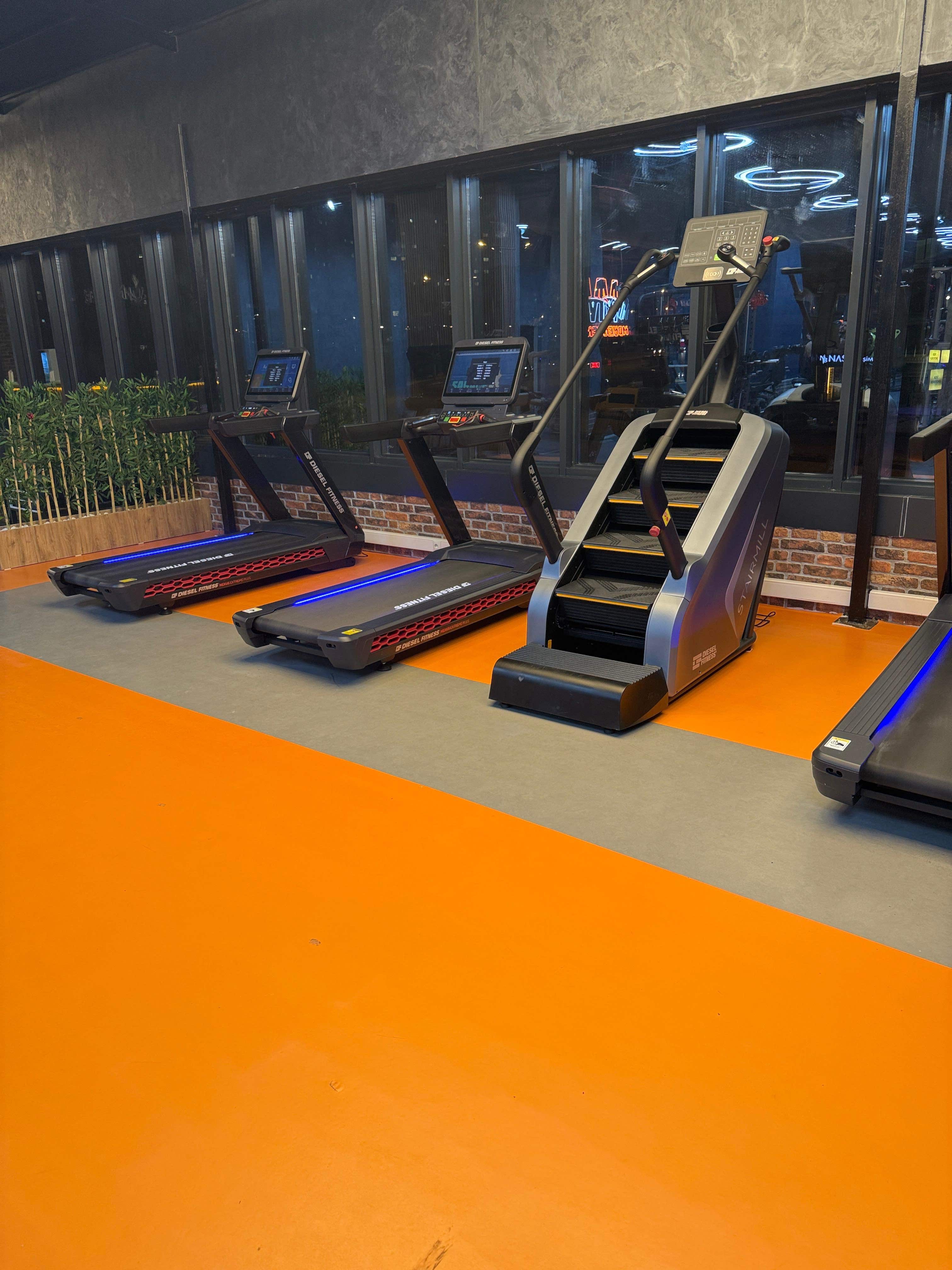 Momentum Bodybuilding - Vücut Geliştirme ve Fitness Merkezi